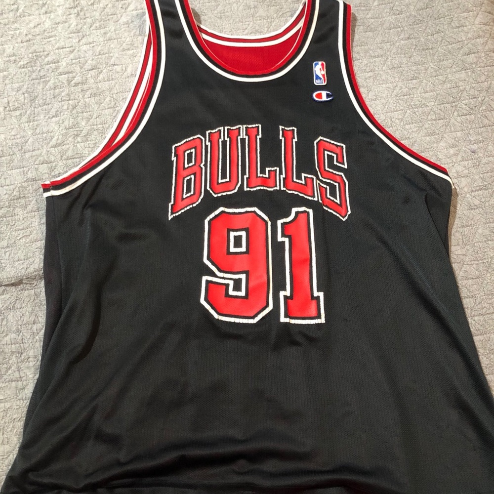 Dennis Rodman (48) reverse vintage bulls